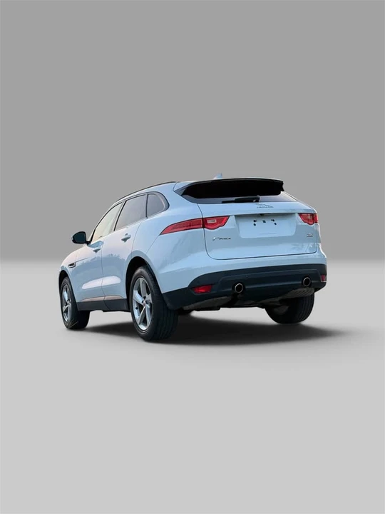 2017 Jaguar F-Pace - Image 5 of 20