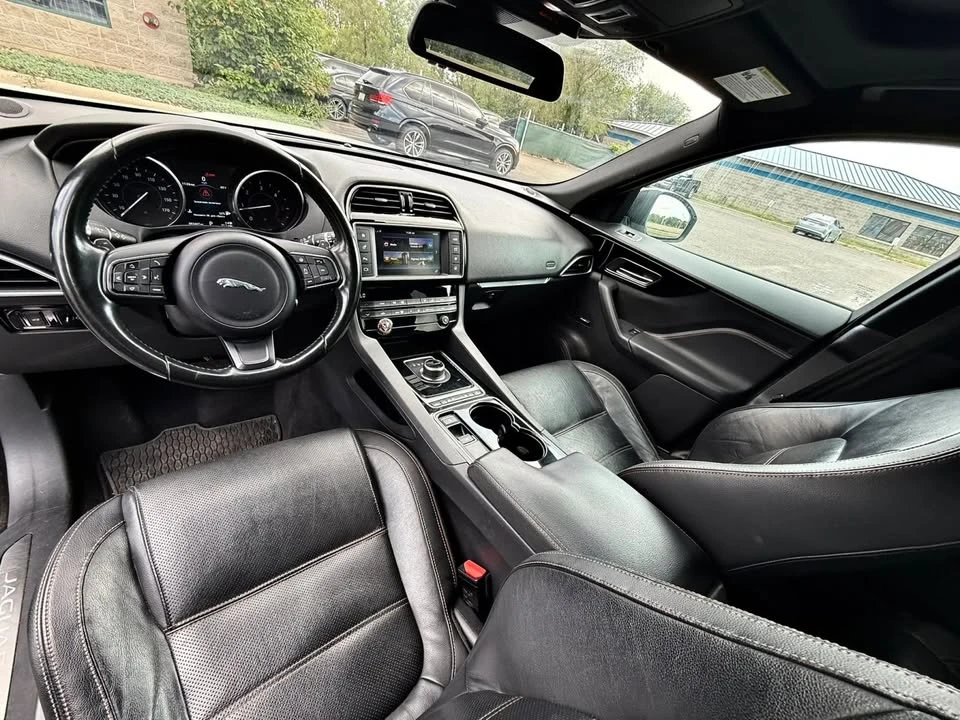 2017 Jaguar F-Pace - Image 12 of 20