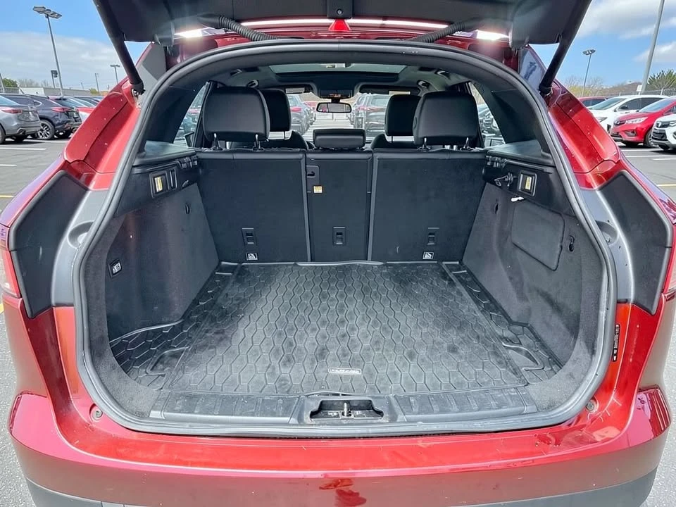2017 Jaguar F-Pace - Image 8 of 20
