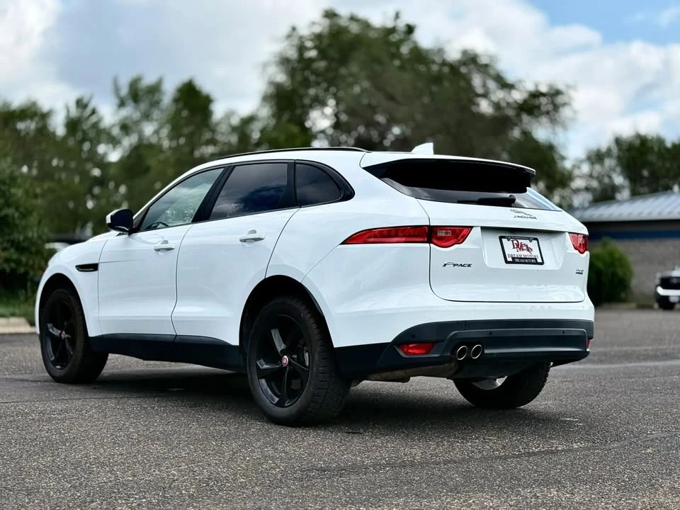 2017 Jaguar F-Pace - Image 6 of 20
