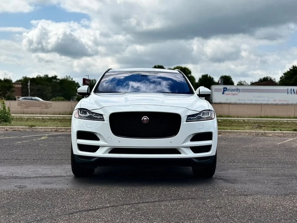 2017 Jaguar F-Pace - Image 2 of 20