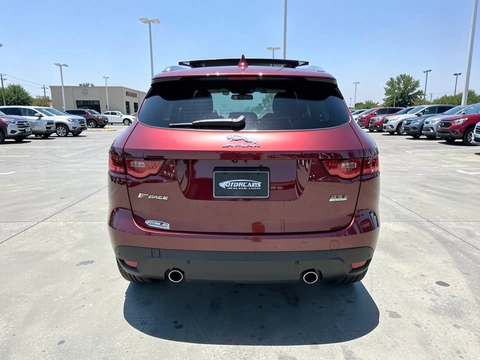 2017 Jaguar F-Pace - Image 7 of 20