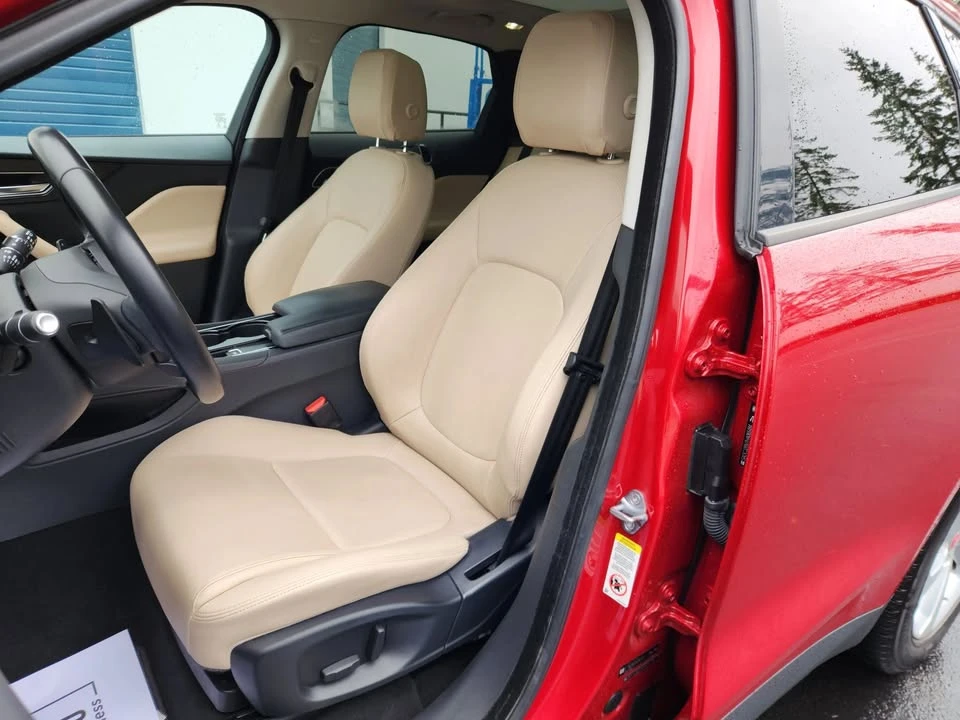 2017 Jaguar F-Pace - Image 7 of 20