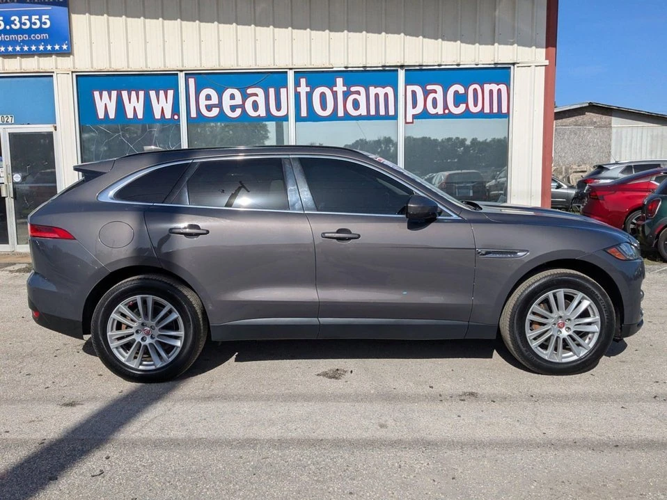 2017 Jaguar F-Pace - Image 2 of 20