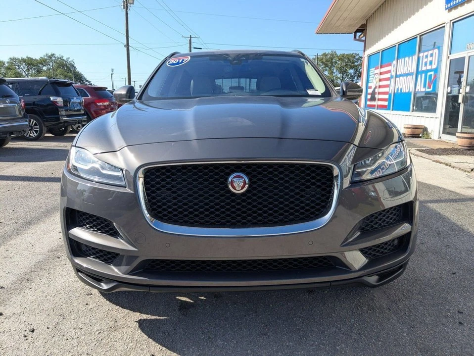 2017 Jaguar F-Pace - Image 8 of 20