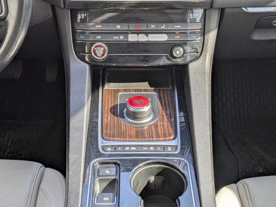 2017 Jaguar F-Pace - Image 20 of 20
