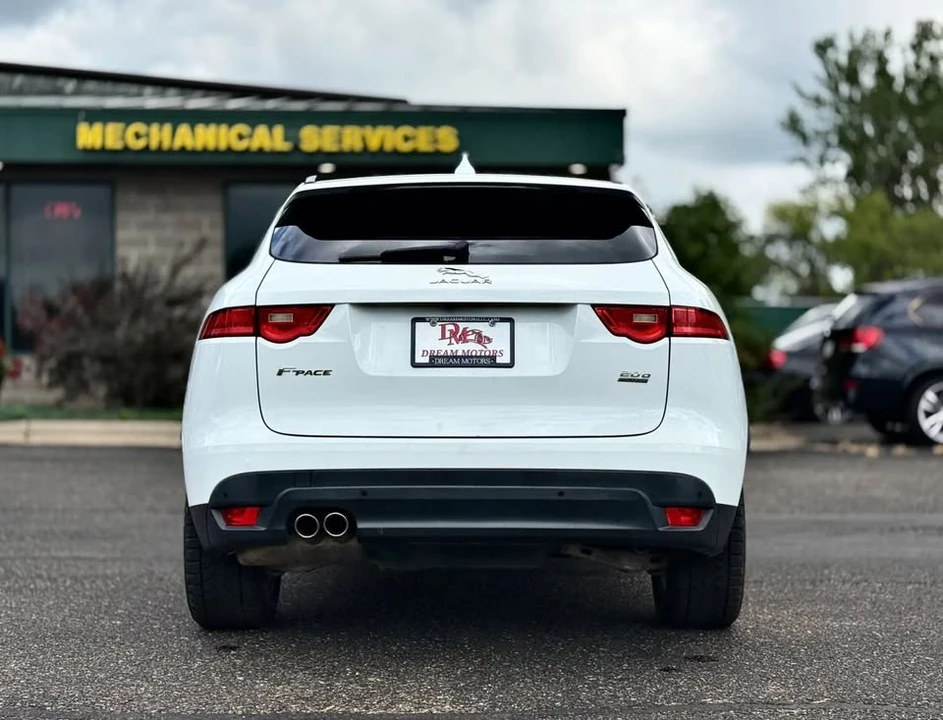 2017 Jaguar F-Pace - Image 7 of 20