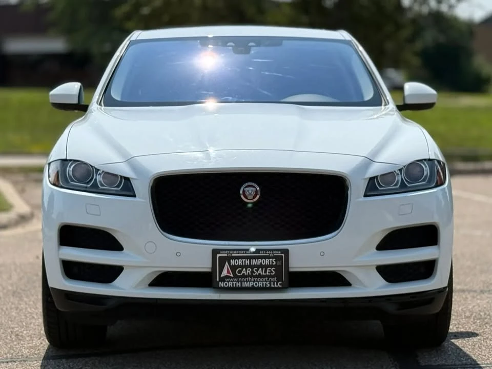 2017 Jaguar F-Pace - Image 9 of 20
