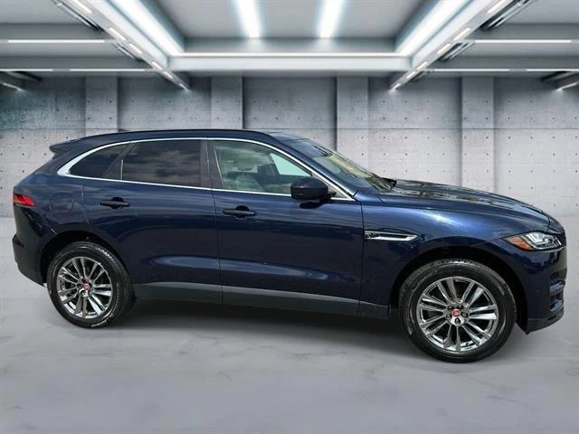 2017 Jaguar F-Pace - Image 3 of 20