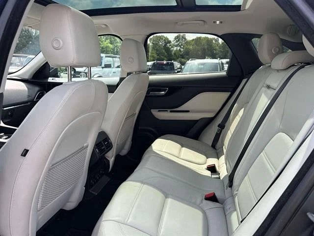 2017 Jaguar F-Pace - Image 10 of 20