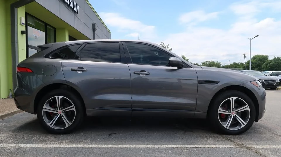 2017 Jaguar F-Pace - Image 8 of 20