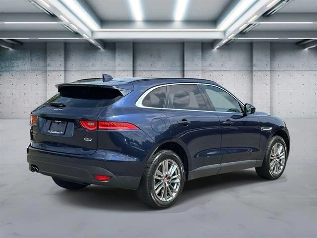 2017 Jaguar F-Pace - Image 6 of 20