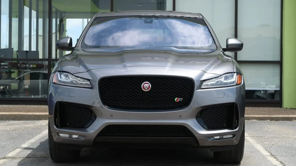 2017 Jaguar F-Pace - Image 2 of 20