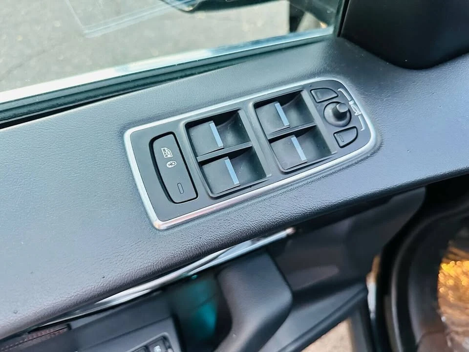 2017 Jaguar F-Pace - Image 12 of 20