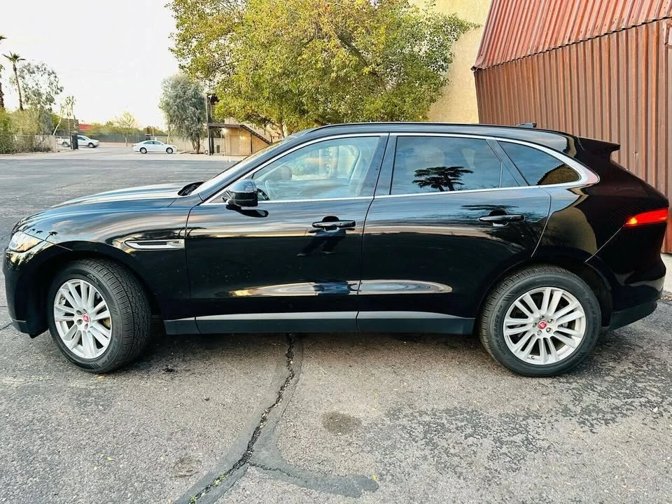 2017 Jaguar F-Pace - Image 6 of 20