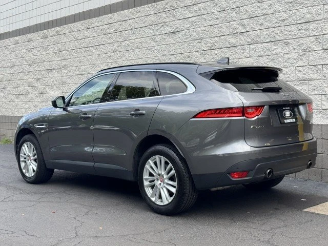 2017 Jaguar F-Pace - Image 15 of 20