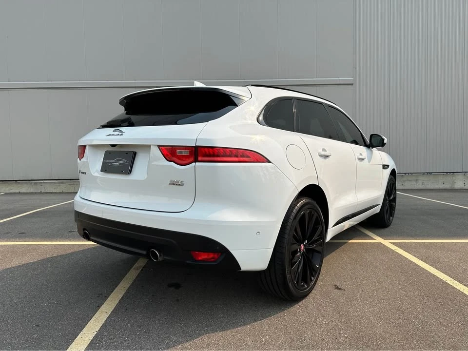 2017 Jaguar F-Pace - Image 6 of 20