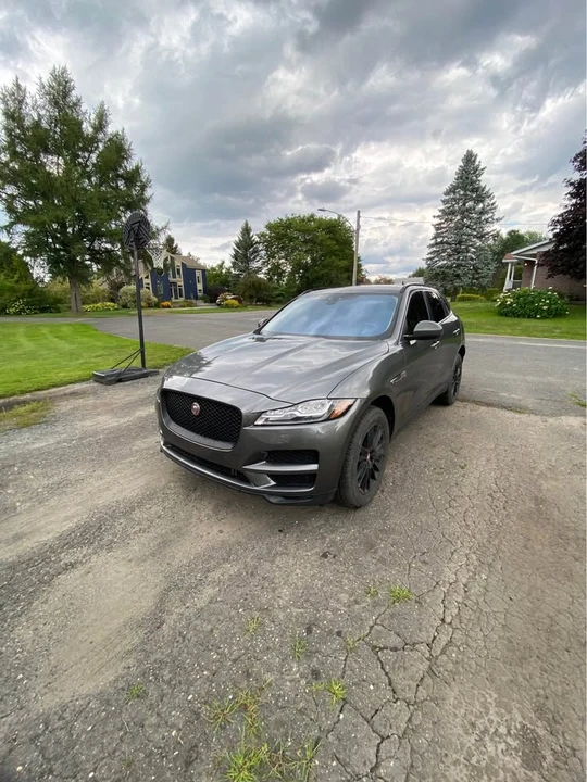 2017 Jaguar F-Pace - Image 3 of 11