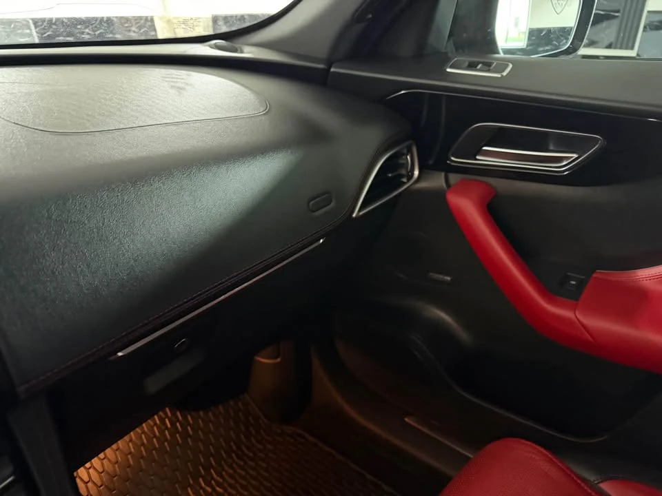 2017 Jaguar F-Pace - Image 20 of 20