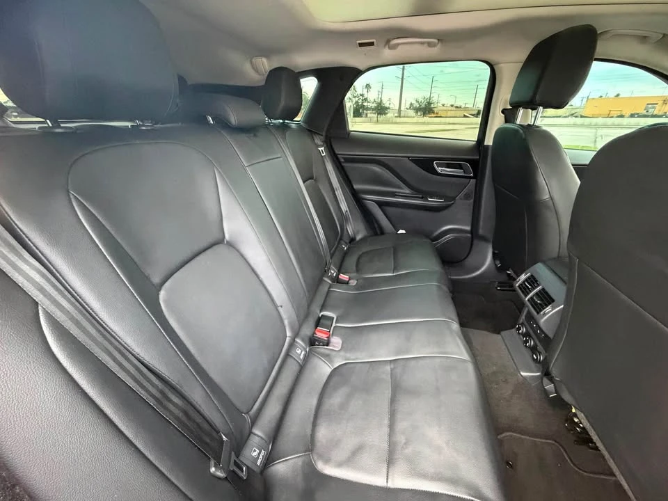2017 Jaguar F-Pace - Image 13 of 17