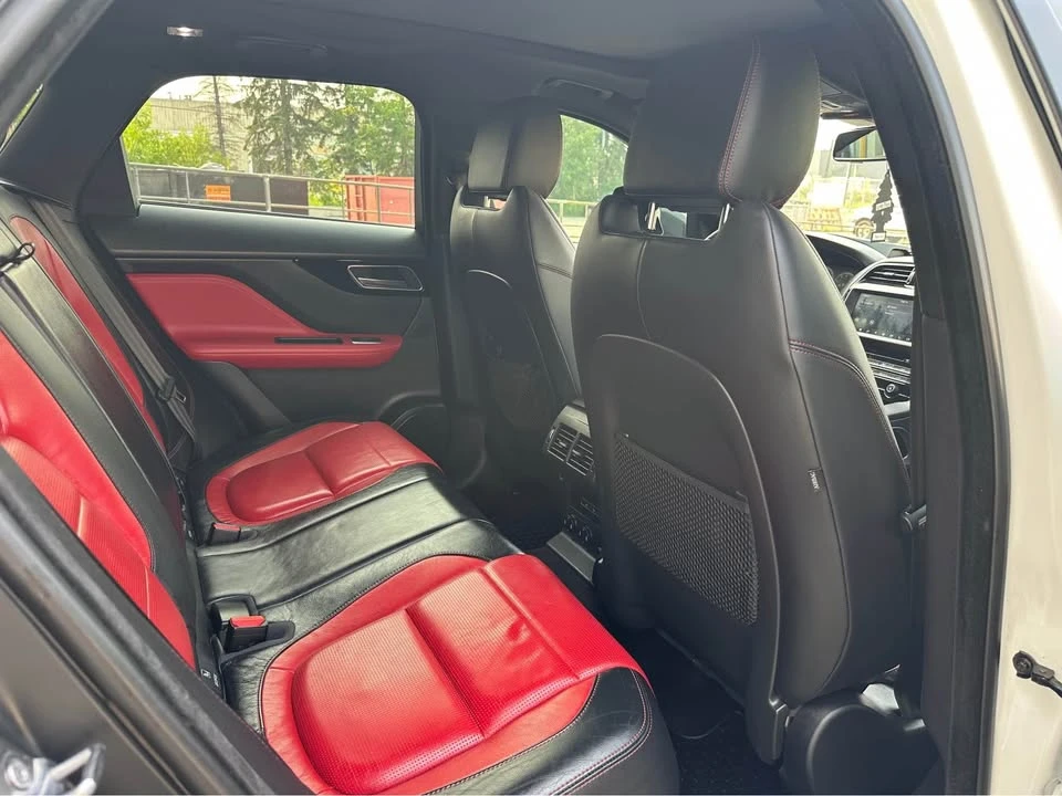 2017 Jaguar F-Pace - Image 14 of 20