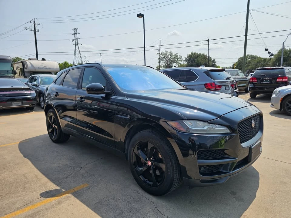 2017 Jaguar F-Pace - Image 3 of 18