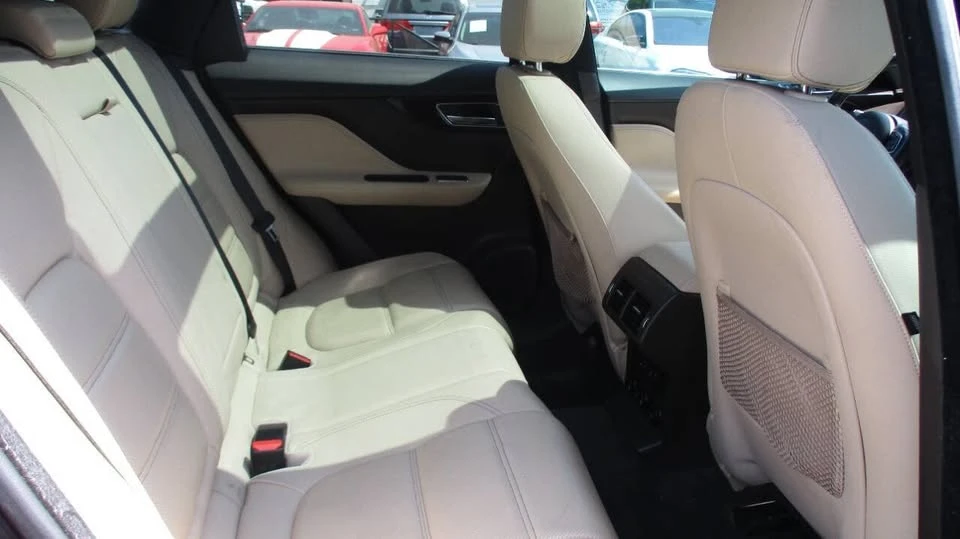 2017 Jaguar F-Pace - Image 16 of 20