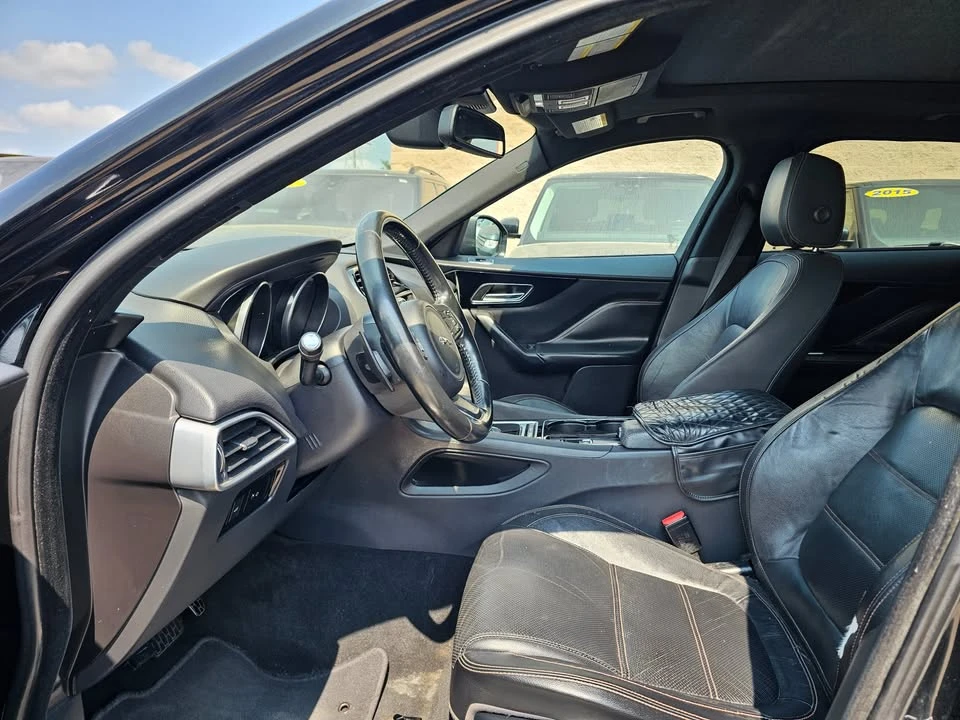 2017 Jaguar F-Pace - Image 13 of 18