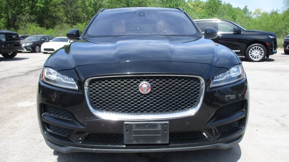 2017 Jaguar F-Pace - Image 2 of 20