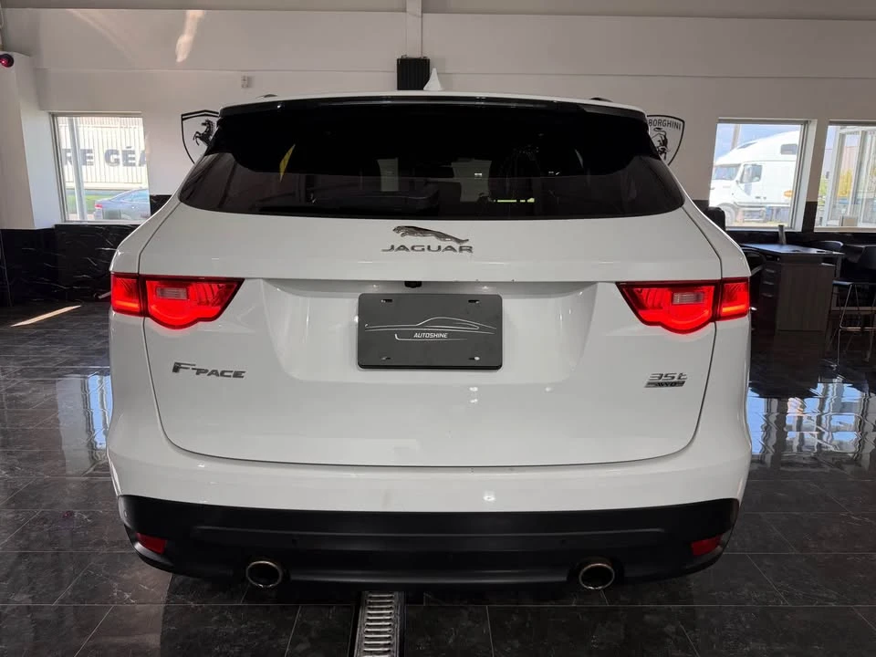 2017 Jaguar F-Pace - Image 8 of 20