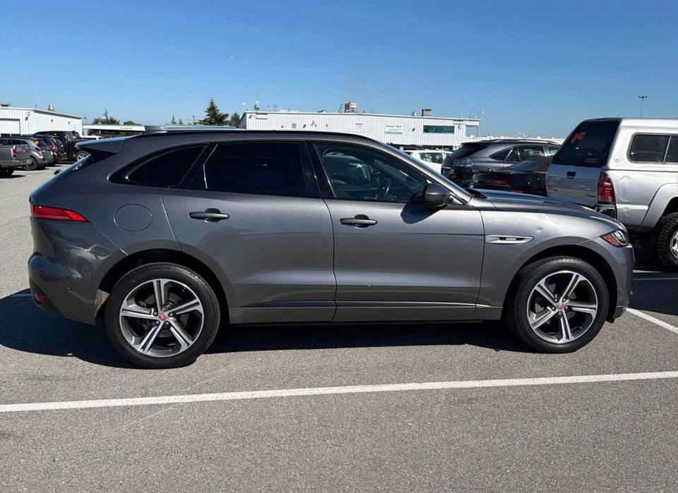 2017 Jaguar F-Pace - Image 3 of 11