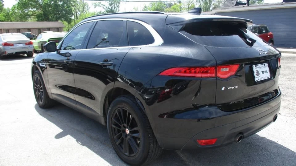 2017 Jaguar F-Pace - Image 6 of 20