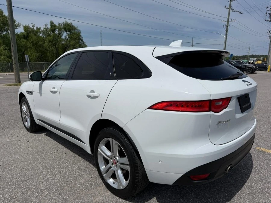 2017 Jaguar F-Pace - Image 8 of 18