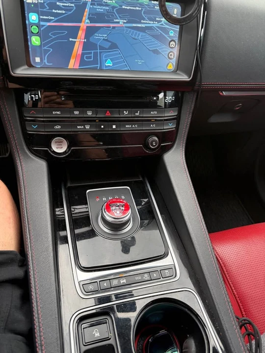 2017 Jaguar F-Pace - Image 4 of 14