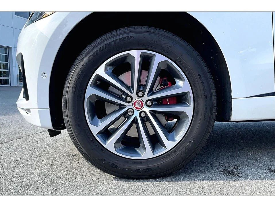 2017 Jaguar F-Pace - Image 14 of 20