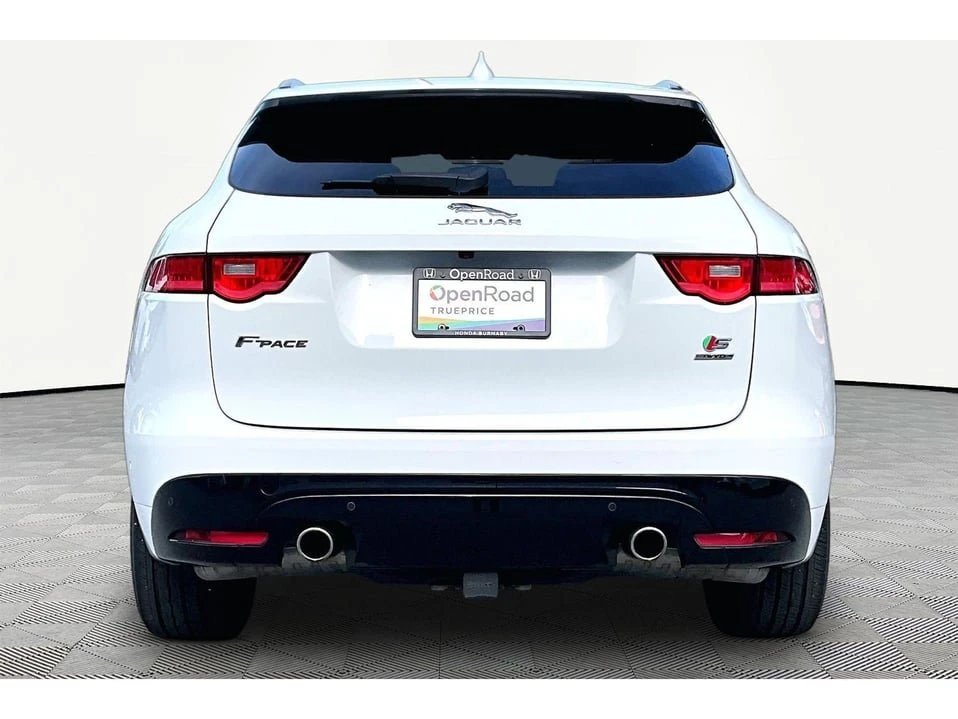 2017 Jaguar F-Pace - Image 5 of 20