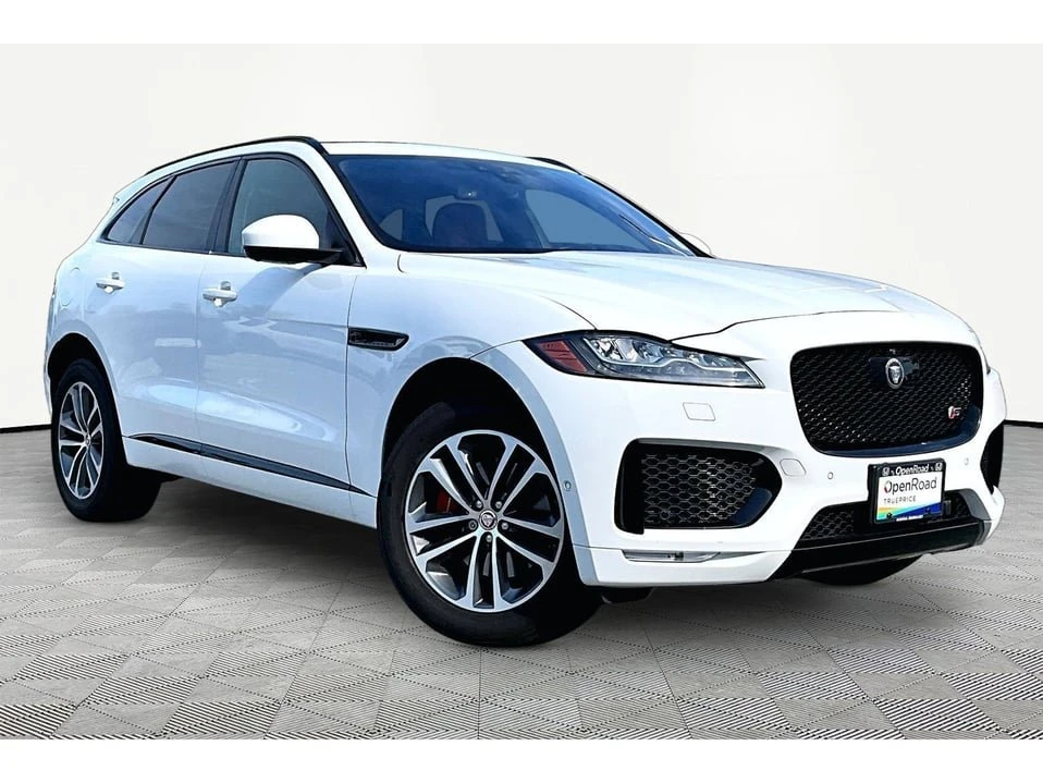 2017 Jaguar F-Pace - Image 3 of 20