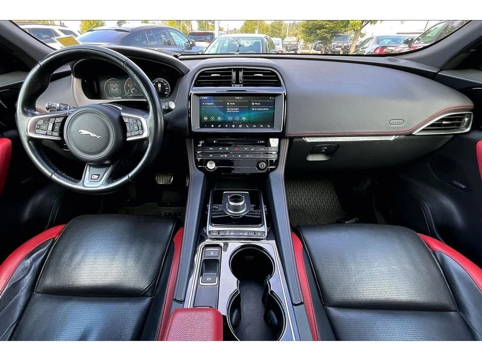2017 Jaguar F-Pace - Image 10 of 20