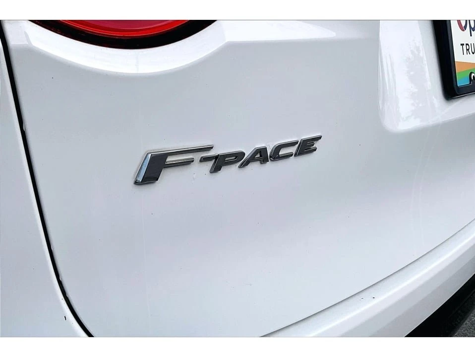 2017 Jaguar F-Pace - Image 20 of 20