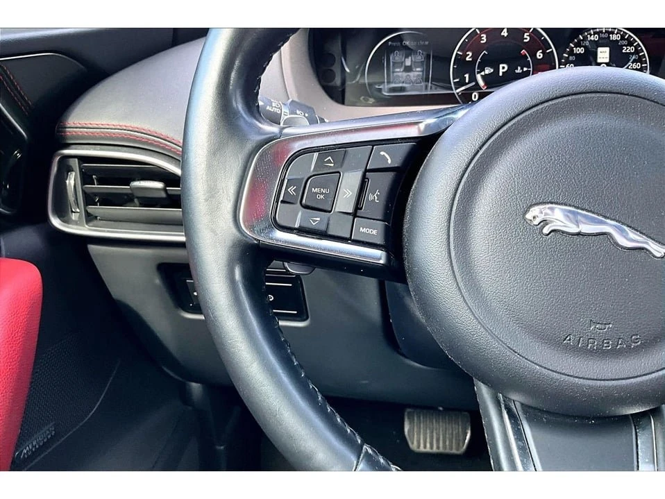 2017 Jaguar F-Pace - Image 15 of 20