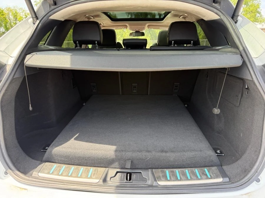 2017 Jaguar F-Pace - Image 6 of 18