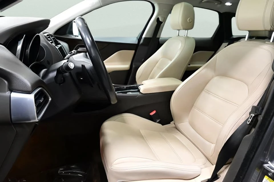 2017 Jaguar F-Pace - Image 12 of 20