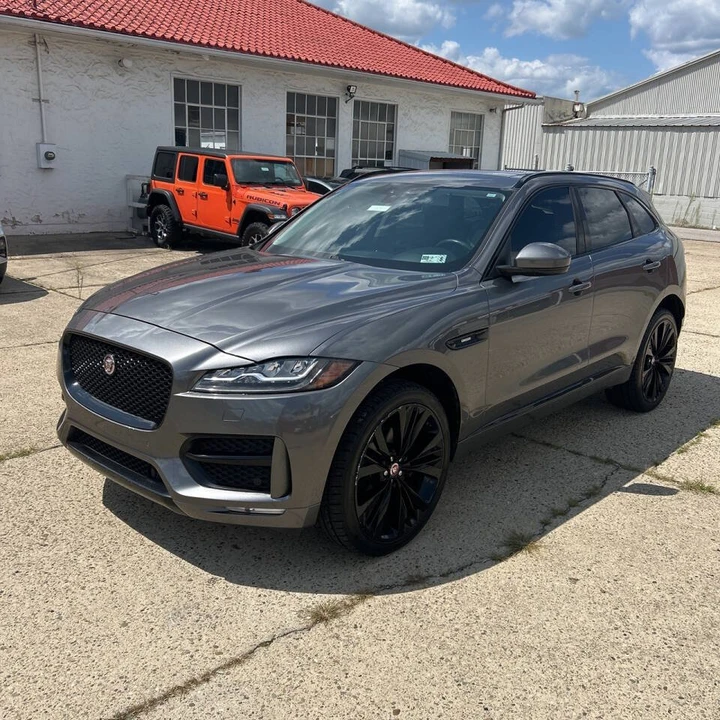 2017 Jaguar F-Pace - Image 4 of 20