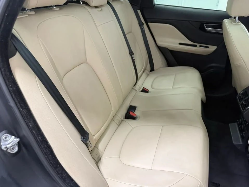 2017 Jaguar F-Pace - Image 15 of 20