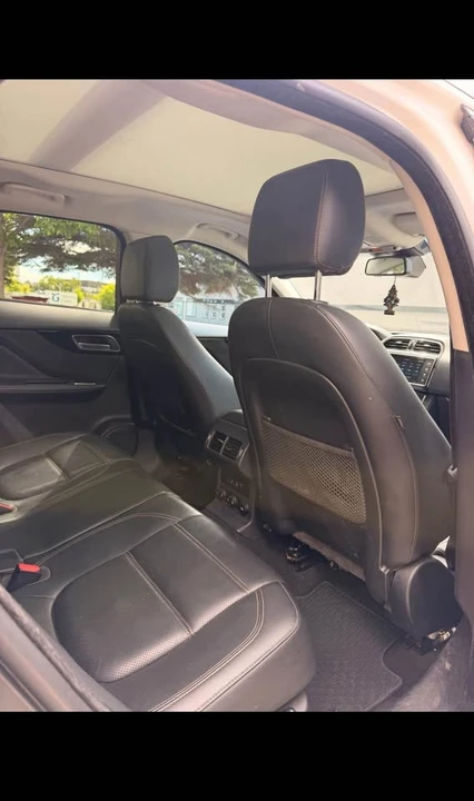 2017 Jaguar F-Pace - Image 7 of 7