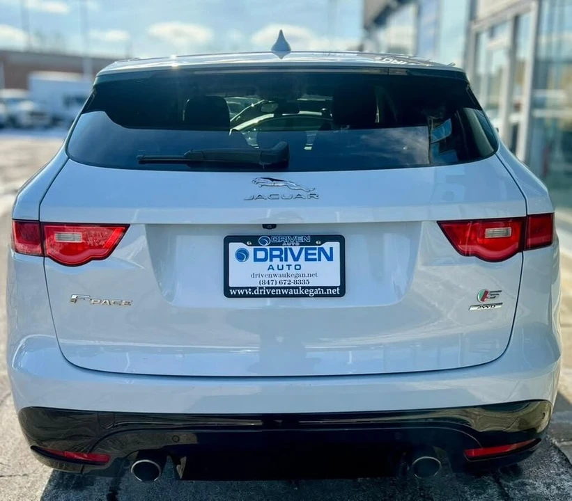 2017 Jaguar F-Pace - Image 4 of 20