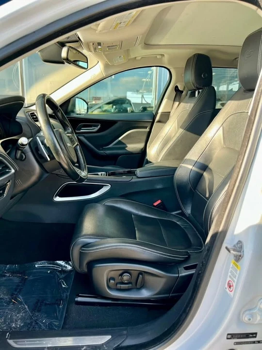 2017 Jaguar F-Pace - Image 17 of 20