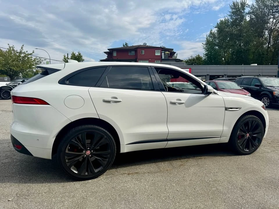 2017 Jaguar F-Pace - Image 3 of 8