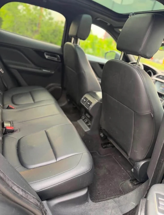 2017 Jaguar F-Pace - Image 11 of 14