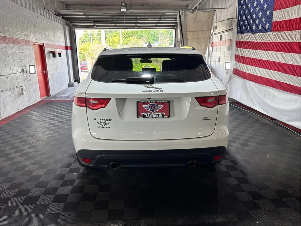 2017 Jaguar F-Pace - Image 6 of 20